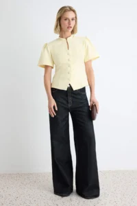 TRENDYOLMİLLA Yellow Fitted Short Sleeve Blazer Jacket - Image 4