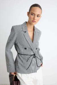 TRENDYOLMİLLA Black WHITE Checkered Arched Blazer Jacket - Image 2