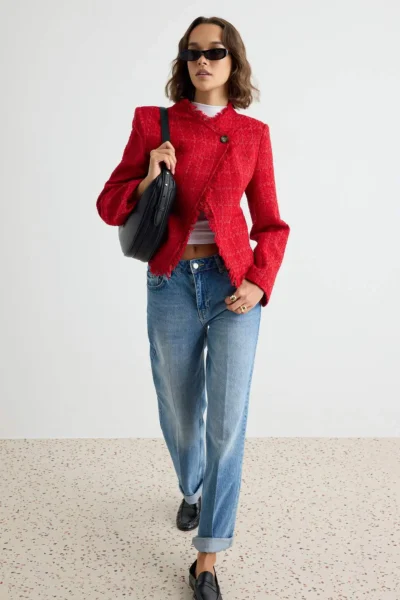 TWOAW27BC00013-RED_1