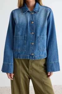 TRENDYOLMİLLA BLUE Shirt Collar Wide Sleeve Regular DENIM Jacket - Image 3