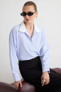 TRENDYOLMİLLA BLUE Striped Kontrast Renkll High Neck Shirt