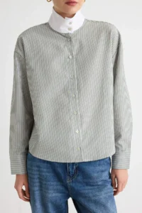 TRENDYOLMİLLA Khaki-WHITE Striped Kontrast Renkll High Neck Shirt - Image 4