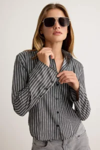 TRENDYOLMİLLA Anthracite Striped Hafif Waist Fitting Shirt - Image 2