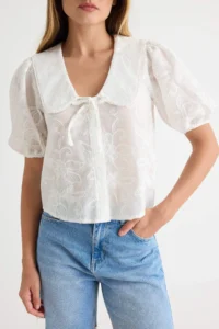 TRENDYOLMİLLA WHITE Embroidered Baglama Detailed Balloon Sleeve Shirt - Image 3