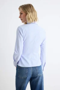 TRENDYOLMİLLA Light BLUE Asymmetric Cut Shirt - Image 5