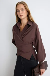 TRENDYOLMİLLA Brown Cross tied up Shirt - Image 2
