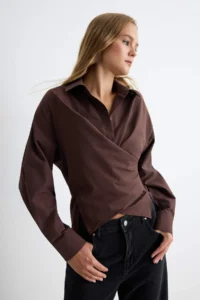 TRENDYOLMİLLA Brown Cross tied up Shirt - Image 3