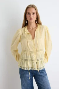 TRENDYOLMİLLA Light YELLOW Accessory Detailed Bohem Shirt