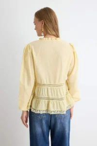 TRENDYOLMİLLA Light YELLOW Accessory Detailed Bohem Shirt - Image 4