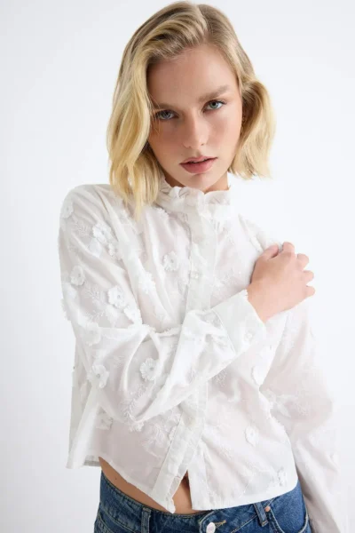 TWOAW27GO00044-WHITE_1