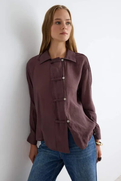 TWOAW27GO00046-BROWN_1