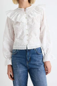 TRENDYOLMİLLA WHITE textured Ruffle Detailed Bohemian Shirt - Image 3