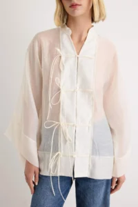 TRENDYOLMİLLA WHITE tied up Hafif Transparan Shirt - Image 3
