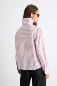TRENDYOLMİLLA PINK-Multicolored High Neck Striped Shirt - Image 4