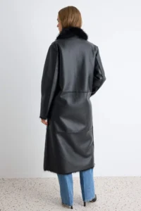 TRENDYOLMİLLA Black Faux Leather Inside Fur Double Sided Oversized Double breasted Kapama LONG Overcoat - Image 7
