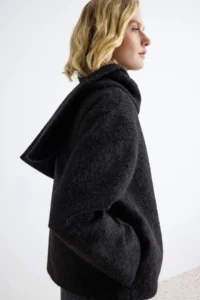 TRENDYOLMİLLA Black Buklet Shawl Collar Oversized Mono Closure Short Overcoat - Image 4