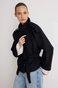 TRENDYOLMİLLA Black High Neck Arched Double breasted Kapama Oversized Short Bowl Overcoat - Image 3