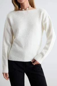 TRENDYOLMİLLA Ecru Soft textured Back Lace Detailed Boat Neck Bluzan Knitwear Sweater - Image 3