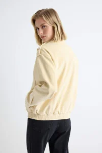 TRENDYOLMİLLA Beige Oversized Pattern Suede Coat - Image 5