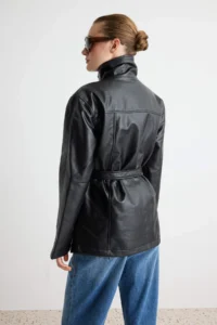 TRENDYOLMİLLA Black Regular Pattern Belt Detailed Faux Leather Jacket Coat - Image 5