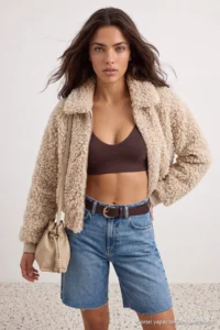 TRENDYOLMİLLA Beige Oversized Pattern Plush Fur Elastic Waist Bomber Jacket Coat