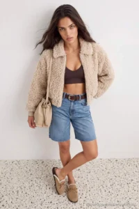TRENDYOLMİLLA Beige Oversized Pattern Plush Fur Elastic Waist Bomber Jacket Coat - Image 3