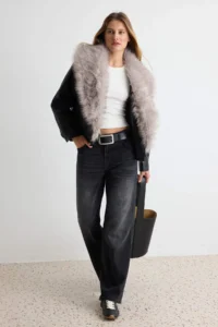 TRENDYOLMİLLA Black Oversized Pattern Faux Fur Detailed Bomber Jacket Jacket Coat - Image 2