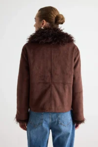 TRENDYOLMİLLA Brown Regular Pattern Collar FURRY Suede Coat - Image 4