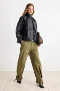 TRENDYOLMİLLA Black Oversized Pattern Soft Faux Leather Coat - Image 2