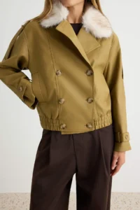 TRENDYOLMİLLA Light Khaki Oversized Pattern Faux Fur Collared Faux Leather Jacket Coat - Image 4