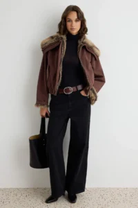 TRENDYOLMİLLA Brown Oversized Pattern Quilted Lined Fur Collared Coat - Image 2