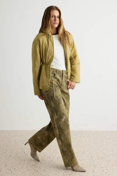 TWOAW27MO00122-KHAKI_1