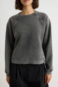 TRENDYOLMİLLA Anthracite Thick Regular Pattern Knitting Sweatshirt with Fleece Inside Washable Stone Accessories - Image 3