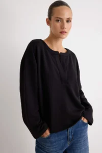 TRENDYOLMİLLA Black Thick Collar Detailed Oversized/Wide Cut Drop Sleeve Knitting Sweatshirt - Image 2