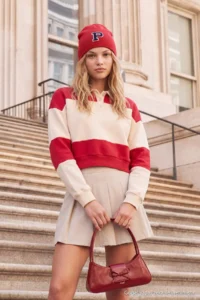 TRENDYOLMİLLA Red-Stone Thick Color Bloklu Polo Shirt Collar Slogan Embroidered Crop Knitting Sweatshirt - Image 4