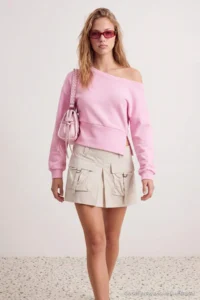 TRENDYOLMİLLA Light PINK Thick Without Raising Asymmetric Collar Waist Fitting Oversized Cut Knitting Sweatshirt