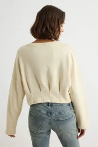 TRENDYOLMİLLA Light BEIGE Thick Without Raising Waist Detailed Regular Pattern Crop Length Knitting Sweatshirt - Image 4
