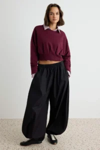 TRENDYOLMİLLA Plum Thick Without Raising Waist Detailed Regular Pattern Crop Length Knitting Sweatshirt - Image 2