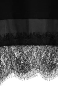 TRENDYOLMİLLA Black Soft Touch Lace Detailed Raglan Sleeve relaxed Pattern Knitting Sweatshirt - Image 6
