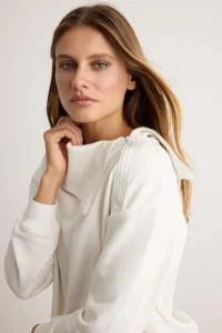 TRENDYOLMİLLA Ecru Thick Without Raising Asymmetric Turndown collar Regular Pattern Knitting Sweatshirt