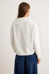 TRENDYOLMİLLA Ecru Thick Without Raising Asymmetric Turndown collar Regular Pattern Knitting Sweatshirt - Image 4