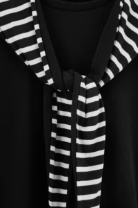 TRENDYOLMİLLA Black Striped Shawl Detailed Oversized/Wide Cut Thick Knitting Sweatshirt - Image 7
