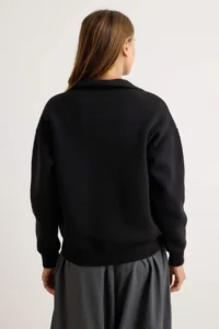TRENDYOLMİLLA Black Thick Polo Shirt with Fleece Inside V-neck Oversized/Wide Cut Knitting Sweatshirt - Image 5