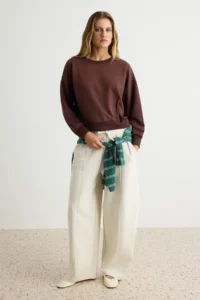 TRENDYOLMİLLA Brown Sewing Detailed Oversized/Wide Cut Crew Neck Knitting Thick Sweatshirt