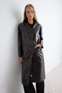 TRENDYOLMİLLA Brown Faux Leather Mono Closure Oversized LONG Trench Coat - Image 2