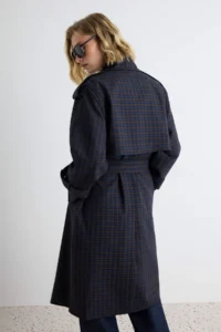 TRENDYOLMİLLA NAVY BLUE Eksoe Patterned Double breasted Kapama Oversized LONG Trench Coat - Image 4