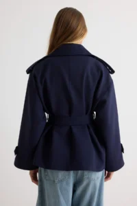 TRENDYOLMİLLA NAVY BLUE tied up Double breasted Kapama Regular Short Trench Coat - Image 5