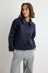 TRENDYOLMİLLA NAVY BLUE Hooded Oversized Short Trench Coat - Image 3