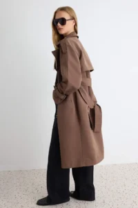TRENDYOLMİLLA Brown Oversized Belted  Trench Coat - Image 9