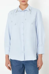 TRENDYOLMİLLA Light BLUE Front Stone Detailed Regular Normal Pattern Weaving Shirt - Image 5